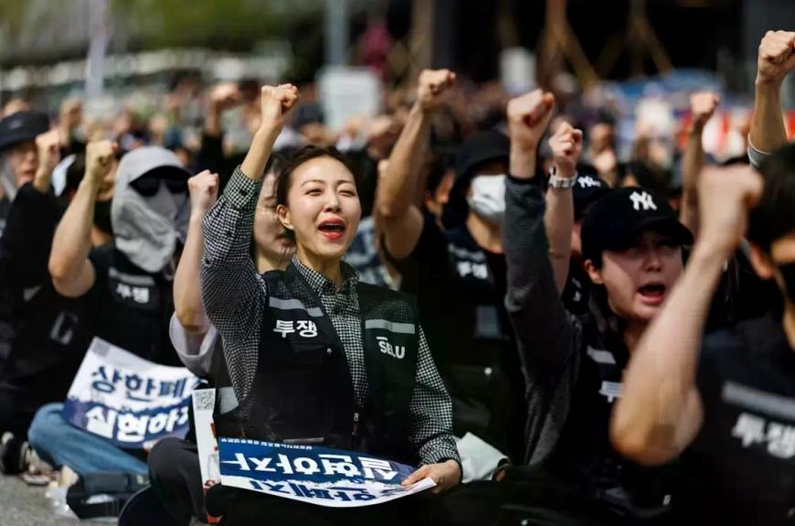AI暴富打破韩国成功等级制度：公务员自我怀疑 芯片员工担心好景不长